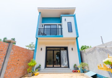 3 Bedroom House For Rent - Sala Kamreuk, Siem Reap thumbnail