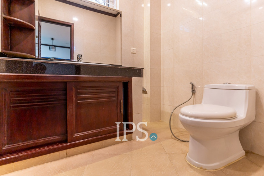 2 Bedroom Serviced Apartment For Rent - BKK1, Phnom Penh