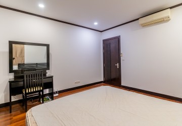 1 Bedroom Serviced Apartment For Rent - BKK1, Phnom Penh thumbnail