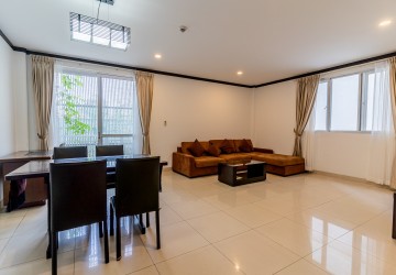 1 Bedroom Serviced Apartment For Rent - BKK1, Phnom Penh thumbnail