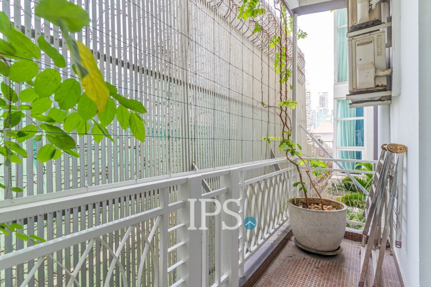 1 Bedroom Serviced Apartment For Rent - BKK1, Phnom Penh