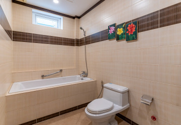 1 Bedroom Serviced Apartment For Rent - BKK1, Phnom Penh thumbnail