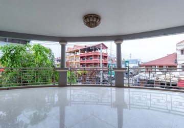 30 Bedroom Hotel For Rent - Kouk Chak, Siem Reap thumbnail