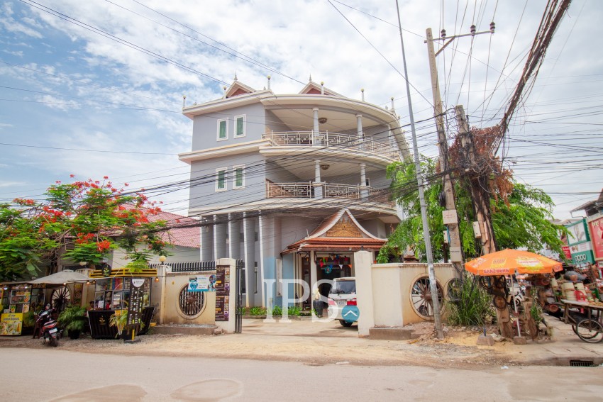 30 Bedroom Hotel For Rent - Kouk Chak, Siem Reap