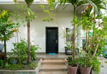 1 Bedroom Apartment For Rent - Sala Kamreuk, Siem Reap thumbnail