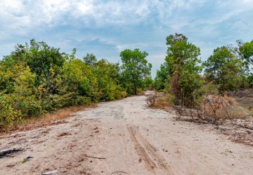 150,000 Sqm Land For Sale - Bantay Srei, Siem Reap thumbnail