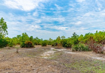 150,000 Sqm Land For Sale - Bantay Srei, Siem Reap thumbnail