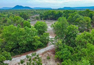 150,000 Sqm Land For Sale - Bantay Srei, Siem Reap thumbnail