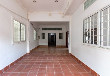 6 Bedroom Shophouse For Rent - Svay Dangkum, Siem Reap thumbnail