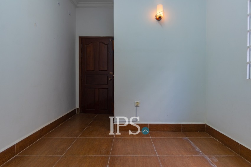 6 Bedroom Shophouse For Rent - Svay Dangkum, Siem Reap