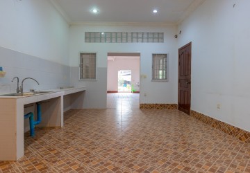 6 Bedroom Shophouse For Rent - Svay Dangkum, Siem Reap thumbnail