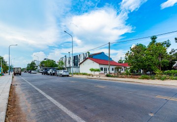 6 Bedroom Shophouse For Rent - Svay Dangkum, Siem Reap thumbnail