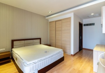 13th Floor 2 Bedroom Condo For Sale-Aura Condominium, Beoung Raing, Phnom Penh thumbnail