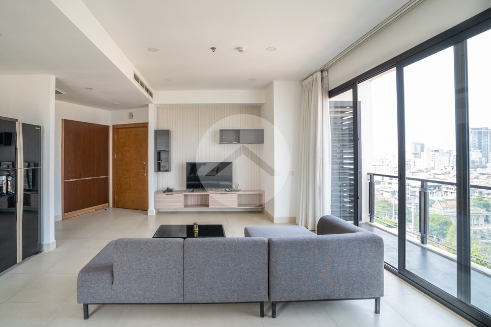 13th Floor 2 Bedroom Condo For Sale-Aura Condominium, Beoung Raing, Phnom Penh - Image 2 13th Floor 2 Bedroom Condo For Sale-Aura Condominium, Beoung Raing, Phnom Penh - Image 2