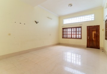 7 Bedroom Shophouse For Rent - Toul Tum Poung 1, Phnom Penh thumbnail