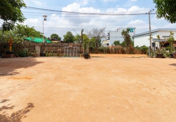 16 Bedroom Guesthouse For Rent - Slor Kram, Siem Reap thumbnail