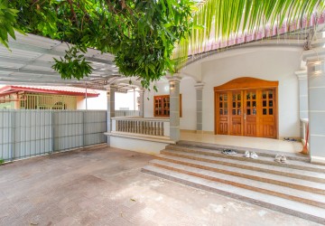 2 Bedroom House For Rent - Svay Dangkum, Siem Reap thumbnail