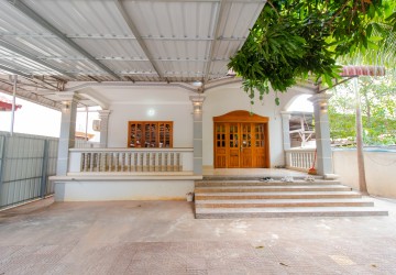 2 Bedroom House For Rent - Svay Dangkum, Siem Reap thumbnail