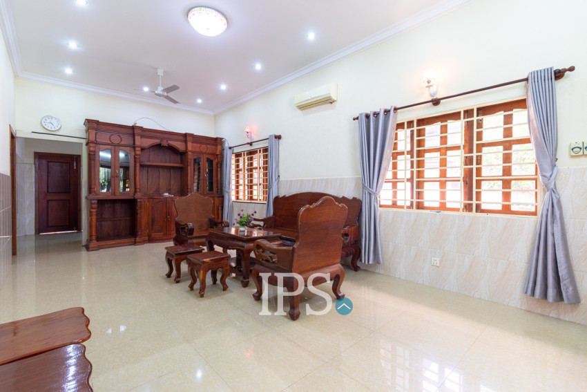 2 Bedroom House For Rent - Svay Dangkum, Siem Reap