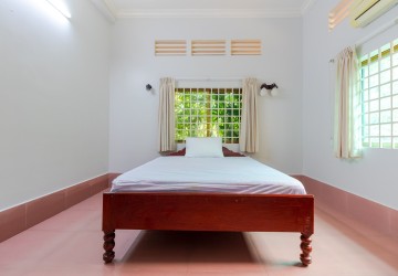 4 Bedroom House For Rent - Sala Kamreuk, Siem Reap thumbnail