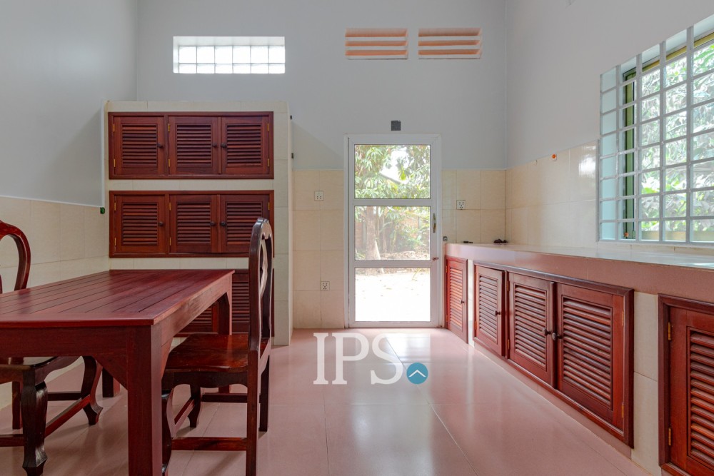4 Bedroom House For Rent - Sala Kamreuk, Siem Reap - Image 15