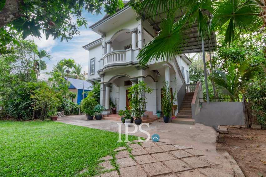 4 Bedroom House For Rent - Sala Kamreuk, Siem Reap