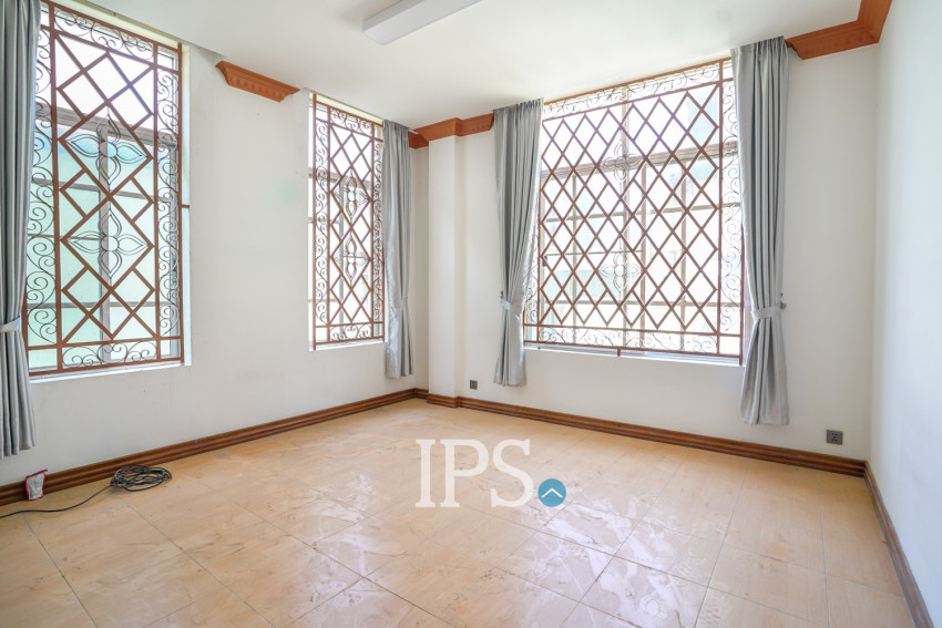 13 Bedroom Commercial Building For Rent - BKK1, Phnom Penh