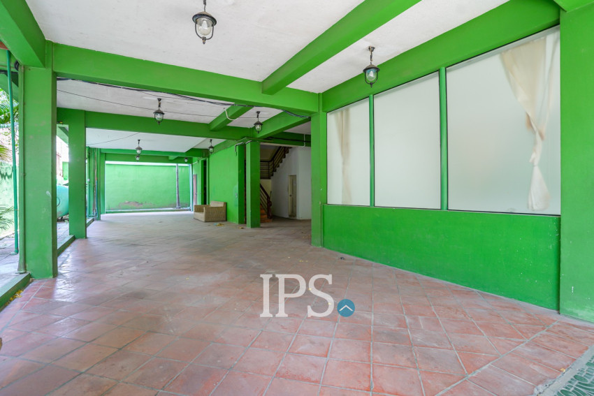 13 Bedroom Commercial Building For Rent - BKK1, Phnom Penh