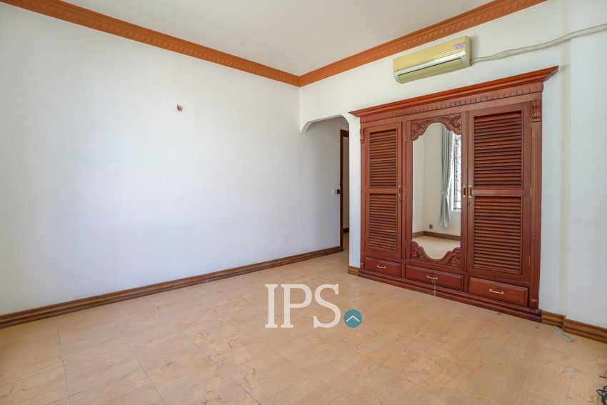 13 Bedroom Commercial Building For Rent - BKK1, Phnom Penh