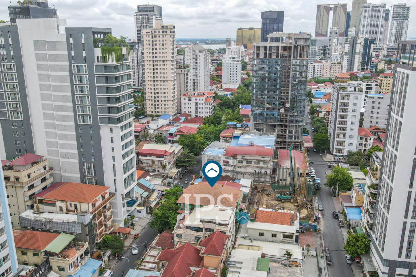 13 Bedroom Commercial Building For Rent - BKK1, Phnom Penh