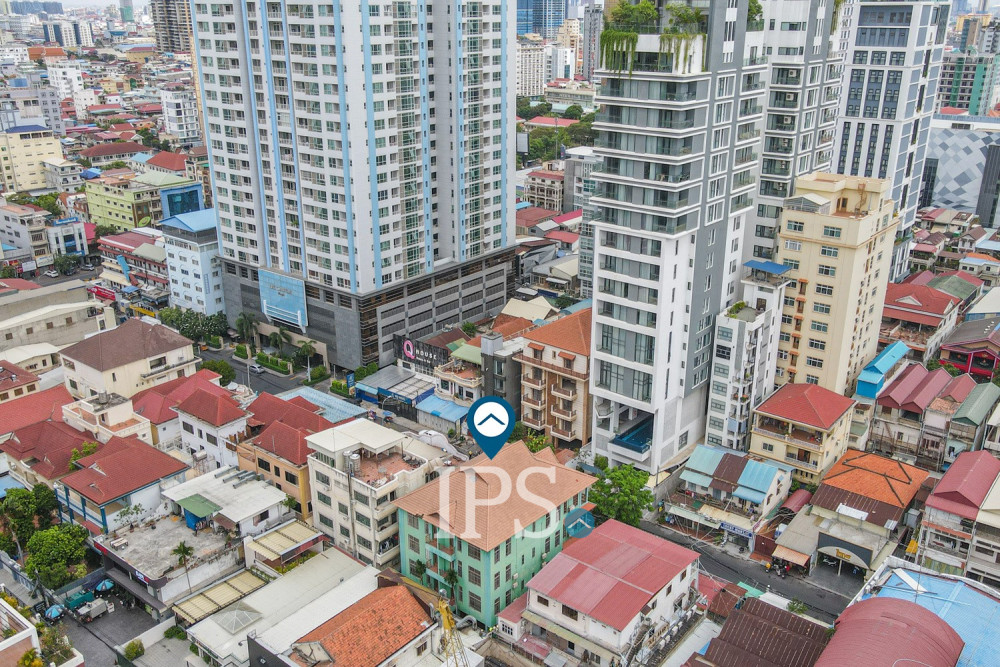 13 Bedroom Commercial Building For Rent - BKK1, Phnom Penh - Image 19