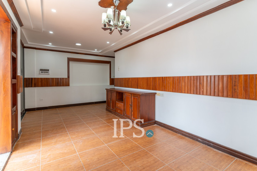 8 Bedroom Commercial Building For Rent  - Chakto Mukh, Phnom Penh