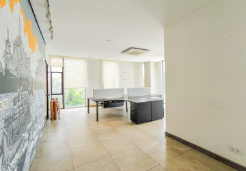 95 Sqm Level 3 Office Space For Rent - BKK1, Phnom Penh thumbnail