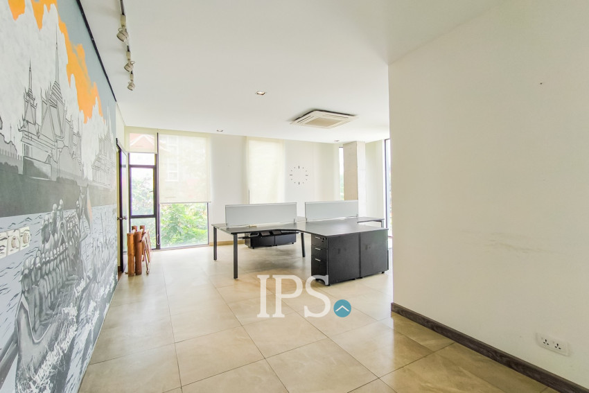 95 Sqm Level 3 Office Space For Rent - BKK1, Phnom Penh