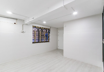 76 Sqm Retail Space For Rent - BKK1, Phnom Penh thumbnail