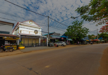 2 Bedroom Shophouse For Rent - Sangkat Siem Reap, Siem Reap thumbnail