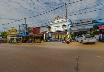 2 Bedroom Shophouse For Rent - Sangkat Siem Reap, Siem Reap thumbnail