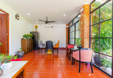 1 Bedroom Villa For Rent - Svay Dangkum, Siem Reap thumbnail