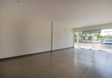 45 Sqm Retail Space For Rent - Sala Kamreuk, Siem Reap thumbnail