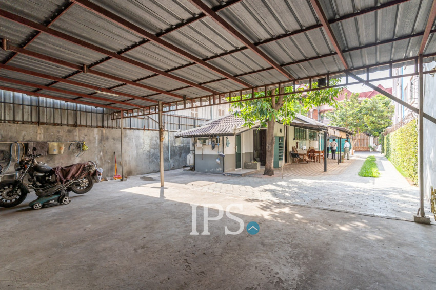 1 Bedroom Commercial Villa For Rent -  Phsar Daeum Thkov, Phnom Penh