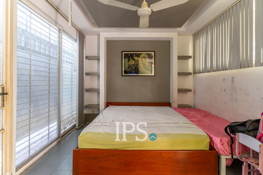 1 Bedroom Commercial Villa For Rent -  Phsar Daeum Thkov, Phnom Penh