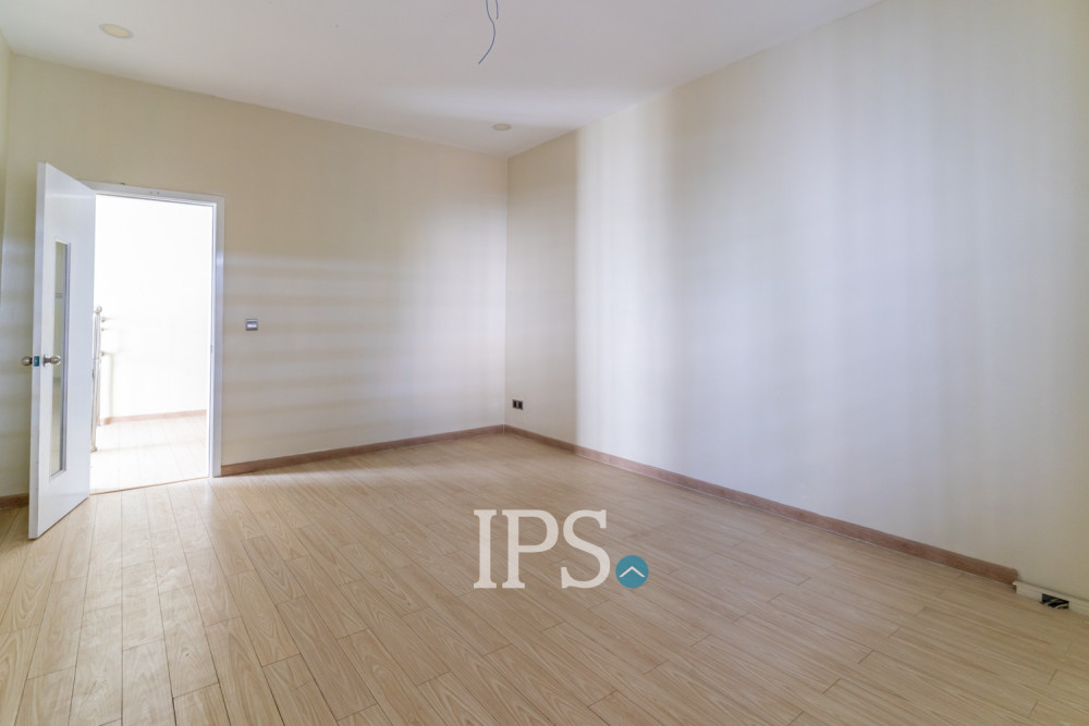 800 Sqm Commercial Villa For Rent - Boeung Kak 1, Phnom Penh - Image 16