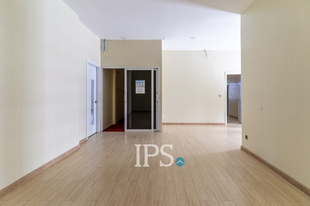 800 Sqm Commercial Villa For Rent - Boeung Kak 1, Phnom Penh - Image 9
