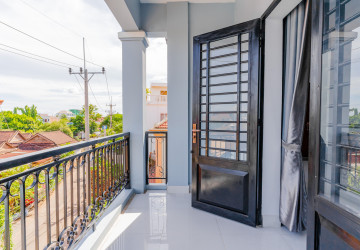 1 Bedroom Apartment For Rent - Sala Kamreuk, Siem Reap thumbnail