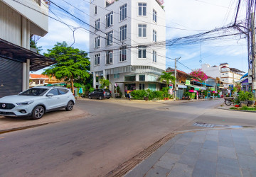 1 Bedroom Shophouse For Rent - Svay Dangkum, Siem Reap thumbnail