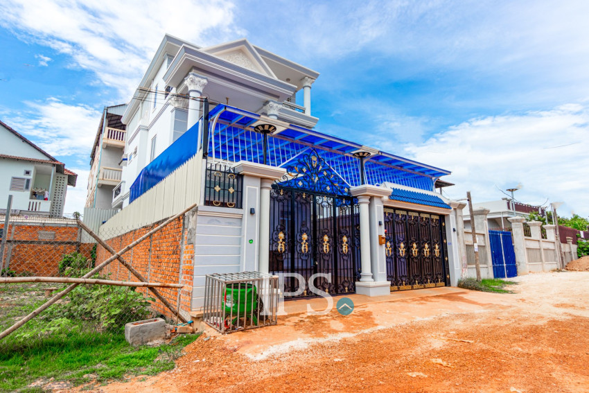 4 Bedroom Villa For Rent - Svay Dangkum, Siem Reap