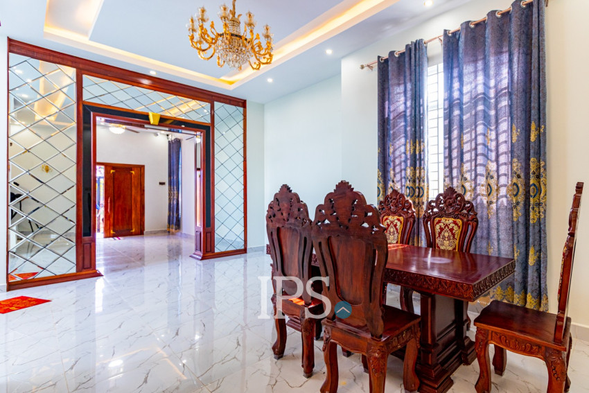 4 Bedroom Villa For Rent - Svay Dangkum, Siem Reap