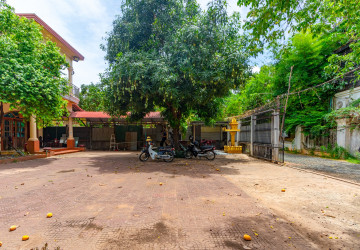 7 Bedroom House For Rent - Sala Kamreuk, Siem Reap thumbnail