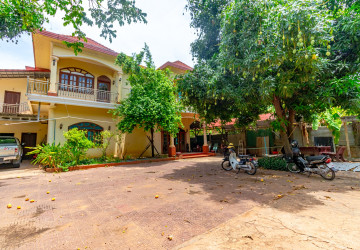 7 Bedroom House For Rent - Sala Kamreuk, Siem Reap thumbnail