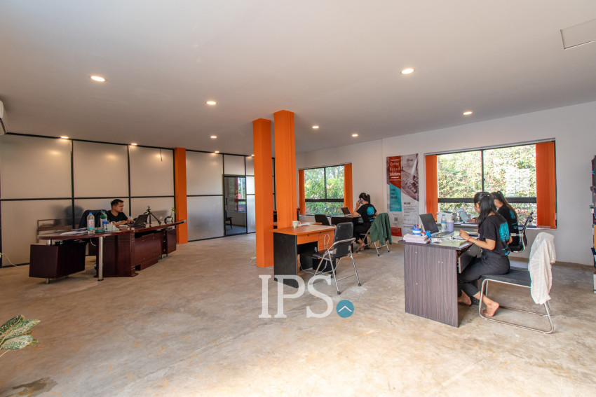 4 Bedroom Office Space For Sale - Slor Kram, Siem Reap